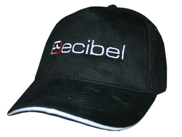 Фирменная бейсболка Decibel