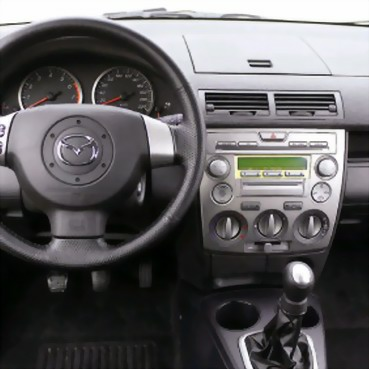 Intro RMZ-N14 - Переходная рамка Mazda Demio