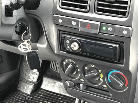 Incar RHY-FC931 - Переходная рамка HYUNDAI Accent ТагАЗ II 1999-2012, 9″ (тип3 Накладка)