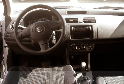 Переходная рамка AVIS AVS500FR для SUZUKI SWIFT (2010-...), 2DIN (#124)