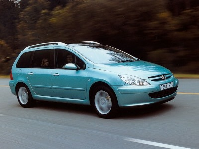 Переходная рамка AVIS AVS500FR для PEUGEOT 307/ 207, 2DIN (#100)