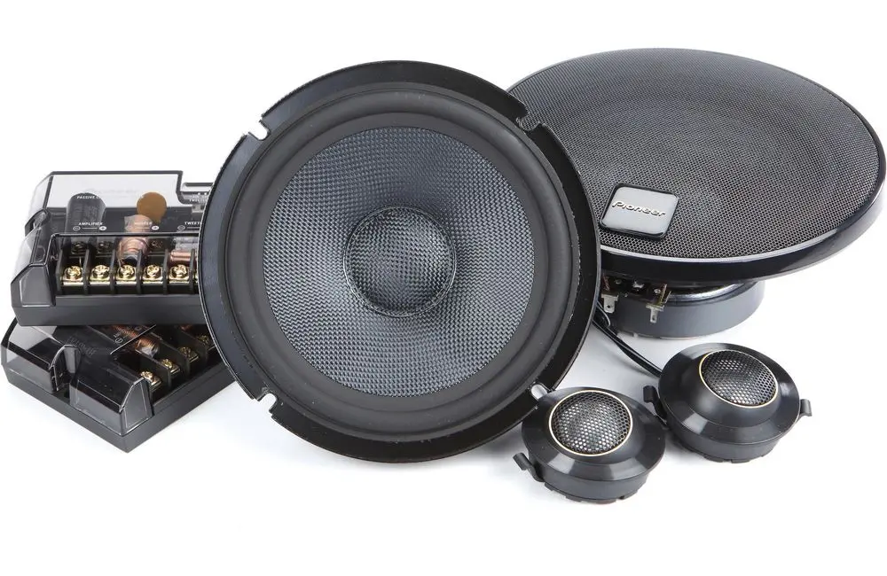 Акустика компонентная Pioneer TS-Z65CH. 16.5 см (6.5 дюйм.), Мощность динамиков 110 Вт (номинальная), 330 Вт (максимальная).