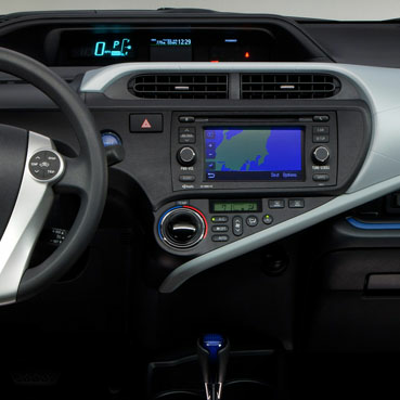 Intro 95-8239B - Переходная рамка Toyota Prius C