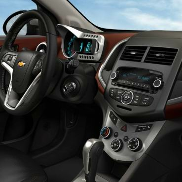 Incar RCV-N10 - Переходная рамка Chevrolet Aveo