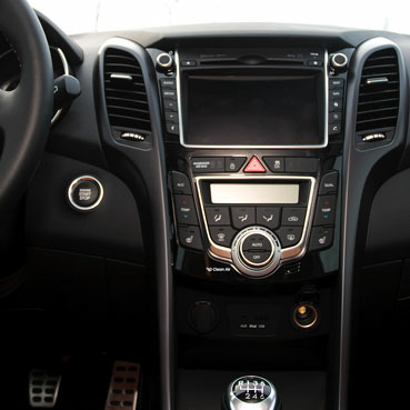 Intro RHY-N37A - Переходная рамка Hyundai i30 2012+