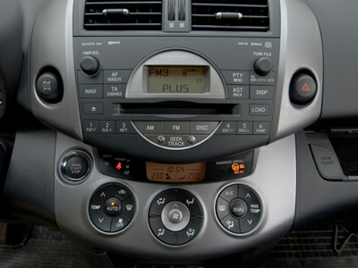 Переходная рамка AVIS AVS500FR для TOYOTA RAV4, 2DIN (#140)