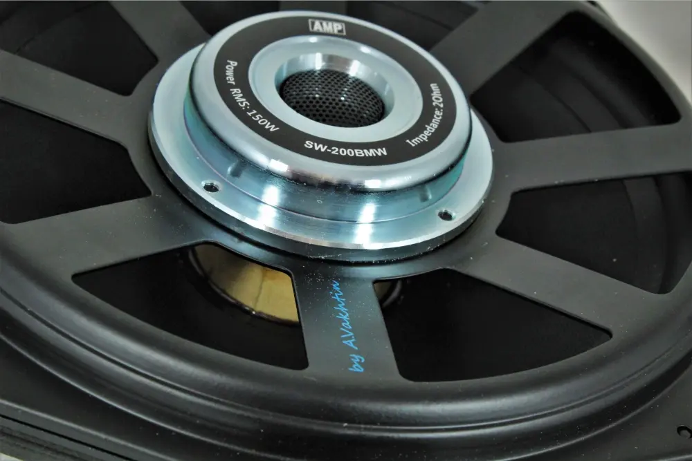 AMP SW-200BMW