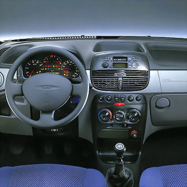 Intro RFI-N03 - Переходная рамка Fiat Punto