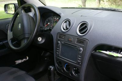 Переходная рамка AVIS AVS500FR для FORD FUSION, 2DIN (#023)