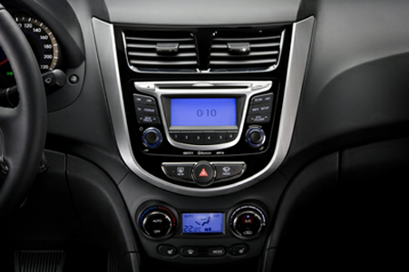 Переходная рамка AVIS AVS500FR для HYUNDAI SOLARIS, 2DIN (#047)