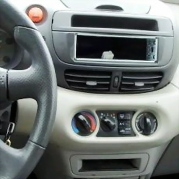 Intro RNS-N04 - Переходная рамка Nissan Almera Tino