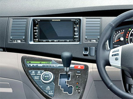 Incar RTY-FC182 - Переходная рамка TOYOTA ISis 2004-2017, 9″
