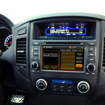 Intro Incar CHR-6100 PJ - Штатная магнитола Mitsubishi Pajero IV