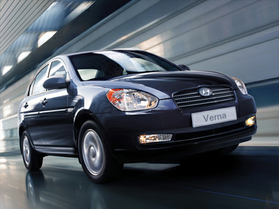 Переходная рамка AVIS AVS500FR для HYUNDAI VERNA, 2DIN (#049)