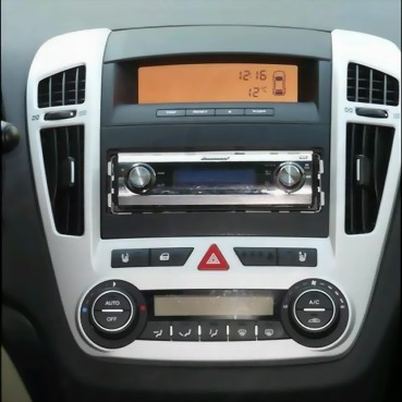 Intro RKIA-N16 - Переходная рамка Kia Ceed