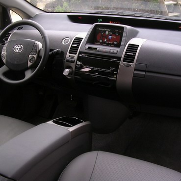 Intro 99-8213 - Переходная рамка Toyota Prius