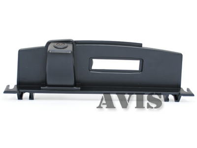 CCD штатная камера заднего вида AVIS AVS321CPR (#066) для NISSAN TIIDA HATCHBACK, интегрированная с ручкой багажника