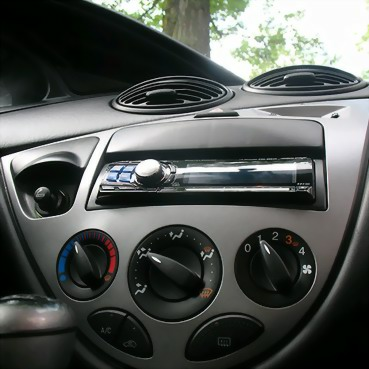 Intro RFO-N05 - Переходная рамка Ford / Geely Otaka