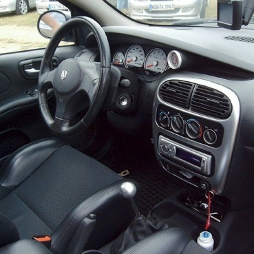 Intro RCH-99 - Переходная рамка Chrysler Neon