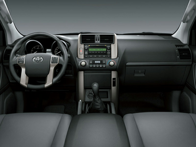 Переходная рамка AVIS AVS500FR для TOYOTA LAND CRUISER PRADO 150 / RAV 4 II (2001-2006) комплектации Стандарт/ Комфорт, 2DIN (#139)
