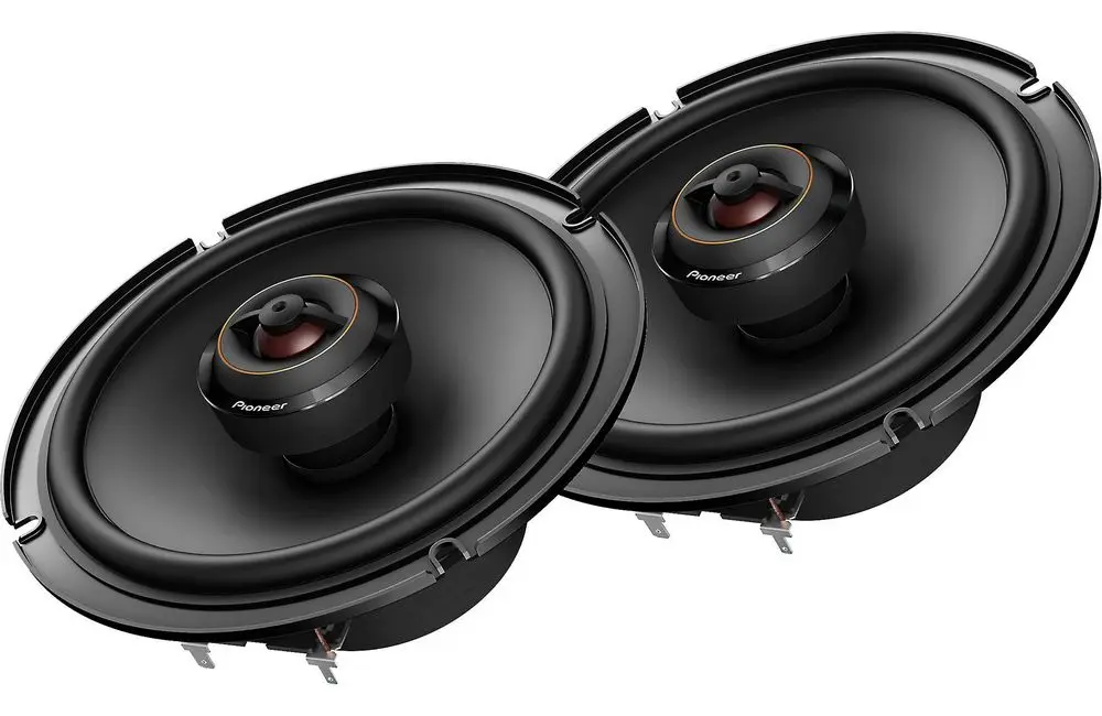 Акустика коаксиальная Pioneer TS-D65F. 16.5 см (6.5 дюйм.), Мощность динамиков 90 Вт (номинальная), 270 Вт (максимальная).