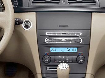 Incar RFR-N11 - Переходная рамка Renault Laguna 2 (2005-2007)
