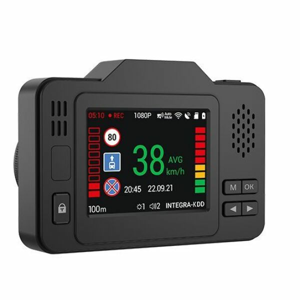Navitel XR2550 <br/>NAVITEL XR2550 — гибридный видеорегистратор, в котором совмещен и полноценно реализован функционал сразу трех отдельных устройств: видеорегистратора, сигнатурного радар-детектора и GPS-информера.<br />
<br />
Видеорегистратор NAVITEL XR2550 снимает в отличном качестве как днем в солнечную погоду, так и ночью, в условиях недостаточной освещенности. Благодаря высокочувствительному сенсору и стеклянной оптике вы всегда получите максимально четкое изображение в каждый момент съемки. Матрица SONY 307 (STARVIS) и поляризационный фильтр, минимизирующий блики и отражения при ярком свете, угол обзора 150° обеспечивают непревзойденно высокое качество записи всего происходящего на дороге.<br />
<br />
Благодаря сигнатурной технологии, обеспечивающей обнаружение радаров и камер в диапазонах, используемых на территории России, видеорегистратор NAVITEL XR2550 станет вашим надежным помощником как на трассе, так и в городе.<br />
<br />
Встроенная GPS-антенна и обновляемая база данных позволяет водителю получать актуальную информацию о камерах контроля, потенциально опасных местах и сервисных службах. Интеллектуальная система предусматривает графическое и звуковое оповещение, которое активируется за 450 метров до места расположения камеры или дорожного ограничения.<br />
<br />
Видеорегистратор NAVITEL XR2550 имеет встроенный датчик удара (G-сенсор), который защищает от перезаписи видео, сделанное во время столкновения или резкого маневра.<br />
<br />
С помощью встроенного Wi-Fi модуля и приложения Navitel DVR Center управление видеорегистратором окажется в прямом смысле слова в ваших руках. Со своего смартфона или планшета вы можете обновлять ПО, просматривать видео с регистратора в режиме реального времени, изменять настройки устройства, сохранять файлы на свой смартфон или планшет, а также делиться ими в соцсетях или отправлять по почте.<br />
<br />
Для просмотра и редактирования видео и фото-файлов c видеорегистратора на компьютерах на базе ОС Windows используйте программу Navitel DVR Player.