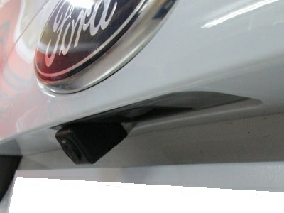 CCD штатная камера заднего вида AVIS AVS321CPR (#015) для FORD FOCUS III (2011-...), интегрированная с ручкой багажника