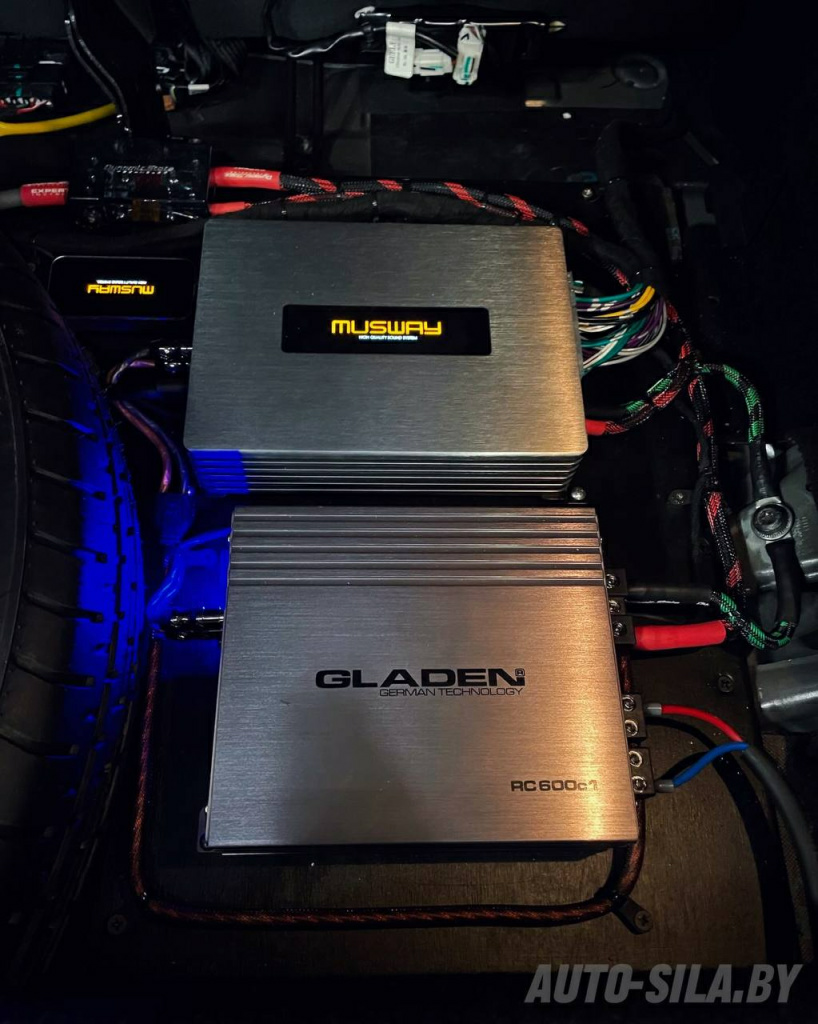 установили усилители Gladen и Musway M6 установили усилители Gladen и Musway M6
