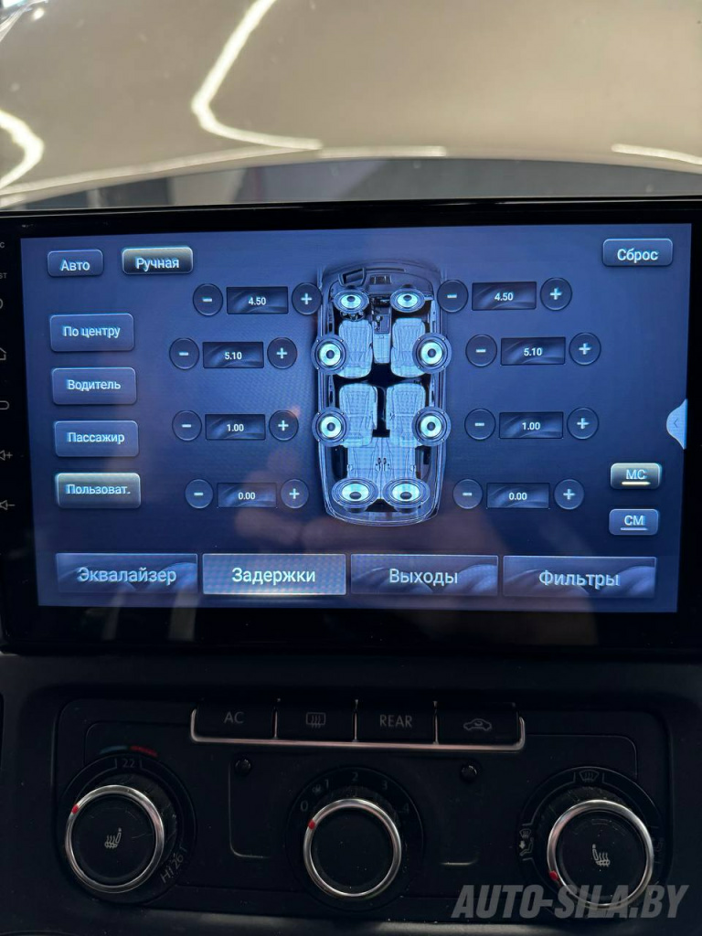 широкоформатный монитор с поддержкой Carplay Androi auto в Volkswagen T5 широкоформатный монитор с поддержкой Carplay Androi auto в Volkswagen T5