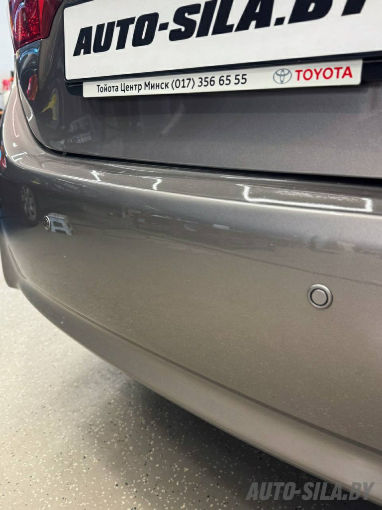 установка парктроников в Toyota corolla