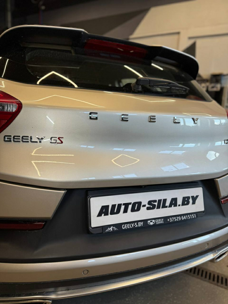 Установка камеры заднего вида в Geely GS Установка камеры заднего вида в Geely GS