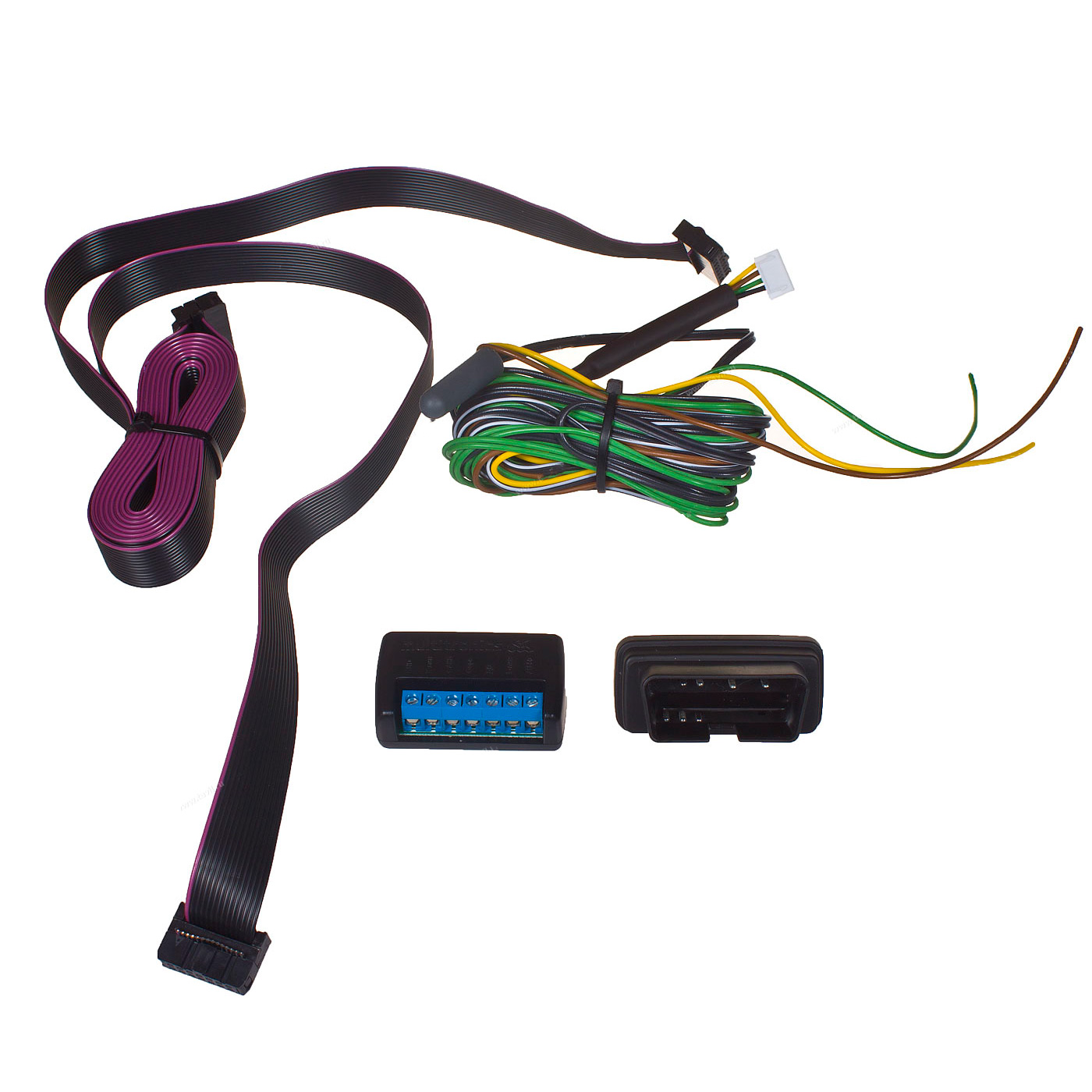 Multitronics Ш1 (соеденительный шлейф VС731/TC750) <br/>Комплект проводки для подключения бортовых компьютеров Multitronics. Данный комплект подойдет если при установке компьютера повреждена либо утрачена оригинальная проводка. <br />
Проводка подходит для компьютеров multitronics VC731, TC730, TC750,TC740, RC700, RI-500 и на приборы нового образца 1031upl, 1031gpl. <br />
<br />
В комплект входит: <br />
Шлейф данных, 2 метра, 14 pin - 1 шт <br />
Проводка питания - 1 шт <br />
Датчик температуры - 1 шт <br />
Колодка подключения к OBDII 7 pin - 1 шт <br />
Колодка подключения в универсальном режиме (зажимы) 7 pin - 1 шт <br />
